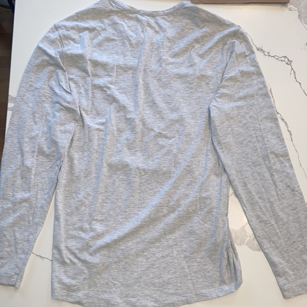 Lululemon mens the fundamental long sleeve shirt - Picture 2 of 3